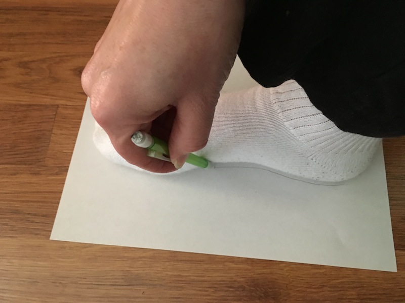 Tracing your foot to help determine width